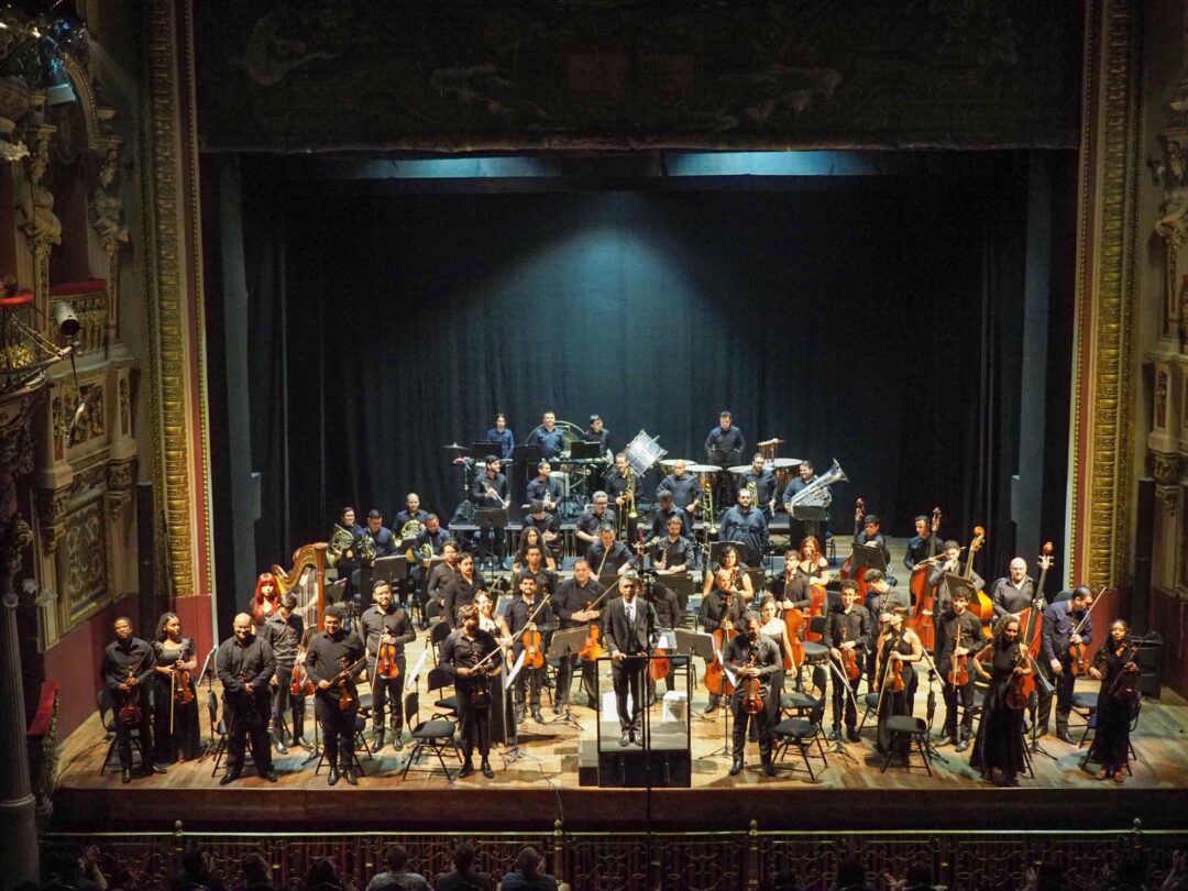 Teatro Amazonas recebe público lotado na estreia da Série Amazônia da OSA