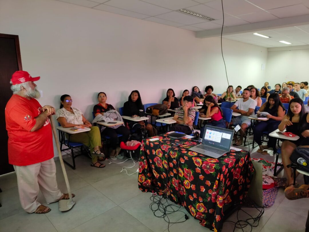 Estudante apresenta TCC em cordel e encanta banca na Unifesspa