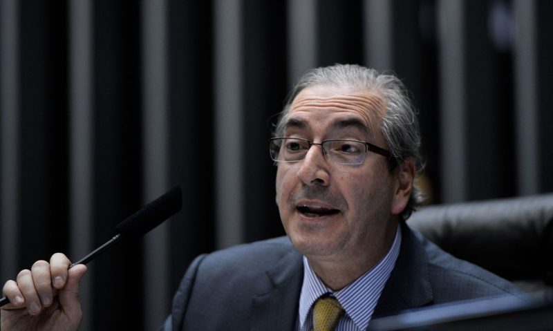 Flávio Dino Bloqueia R$ 6 Milhões de Eduardo Cunha e Revela Poderes Políticos