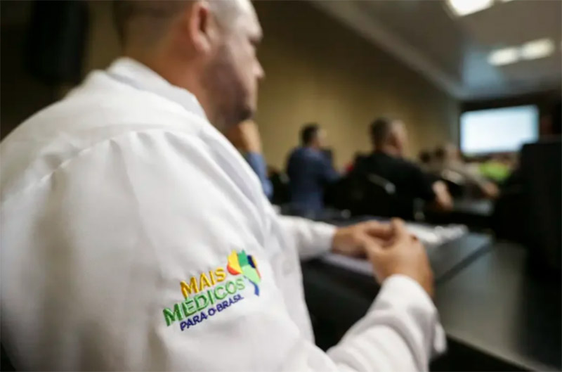 Manaus aumenta auxílios para médicos do Programa Mais Médicos
