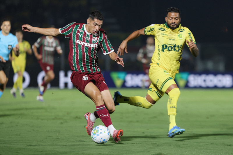 Fluminense perde para Mirassol por 1 a 0 e segue em terceiro lugar