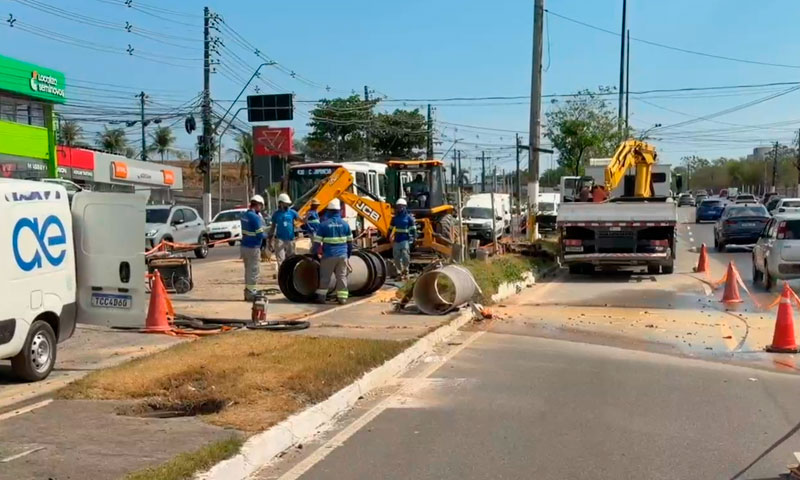 Rompimento de adutora em Manaus afeta abastecimento de água neste domingo