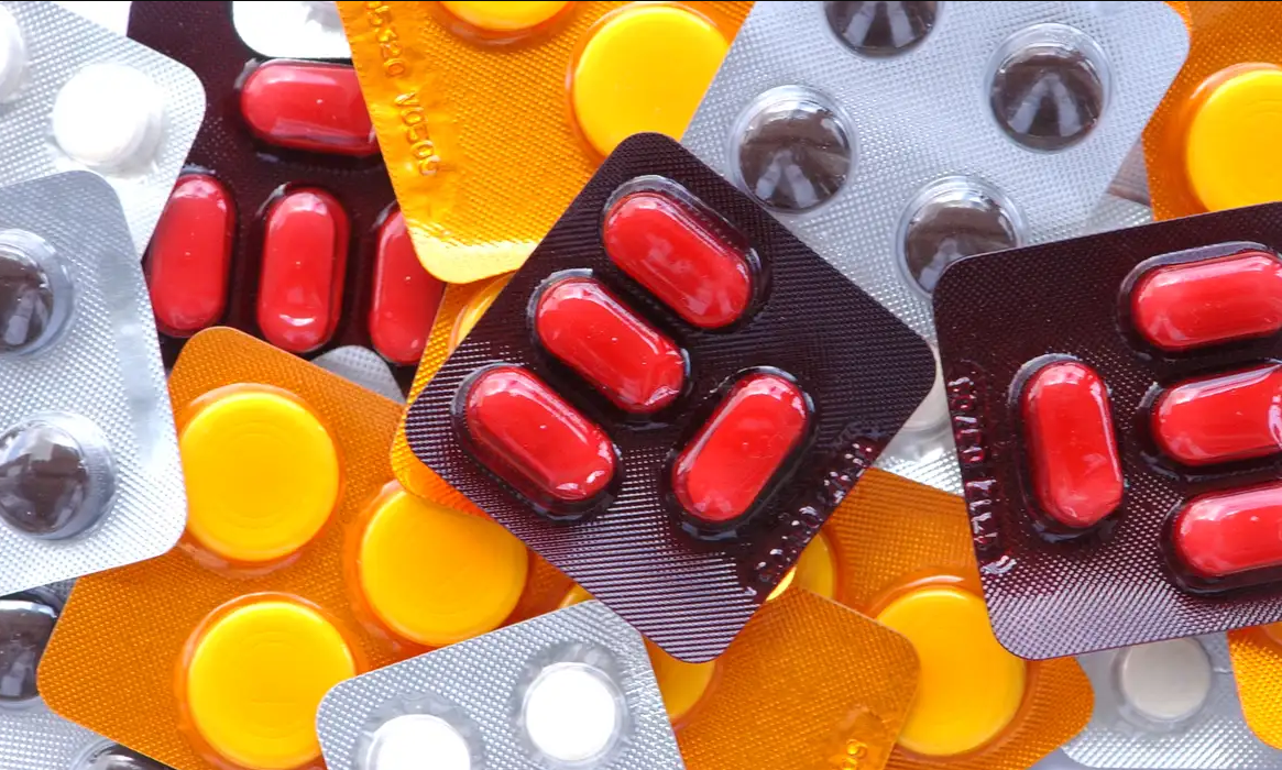 Medicamentos: Entenda as Diferenças entre Autorizados e Falsificados