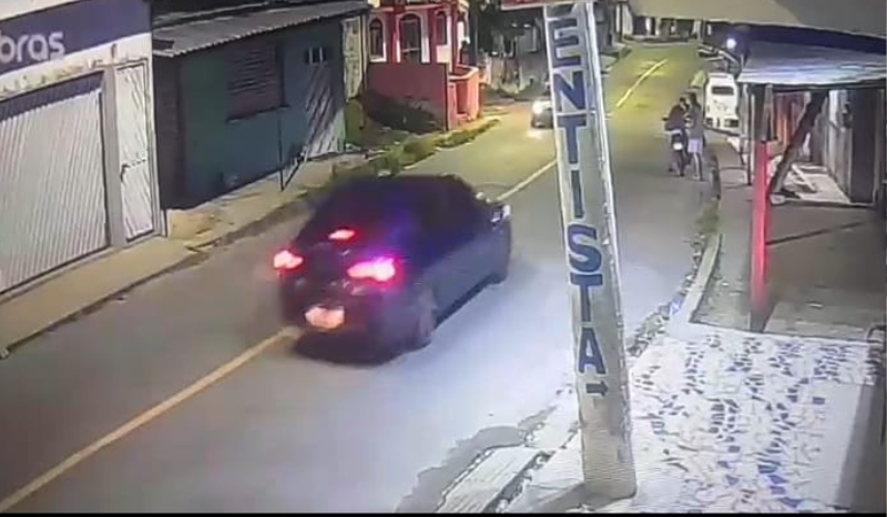 Criminosos realizam arrastão em carro na zona leste de Manaus