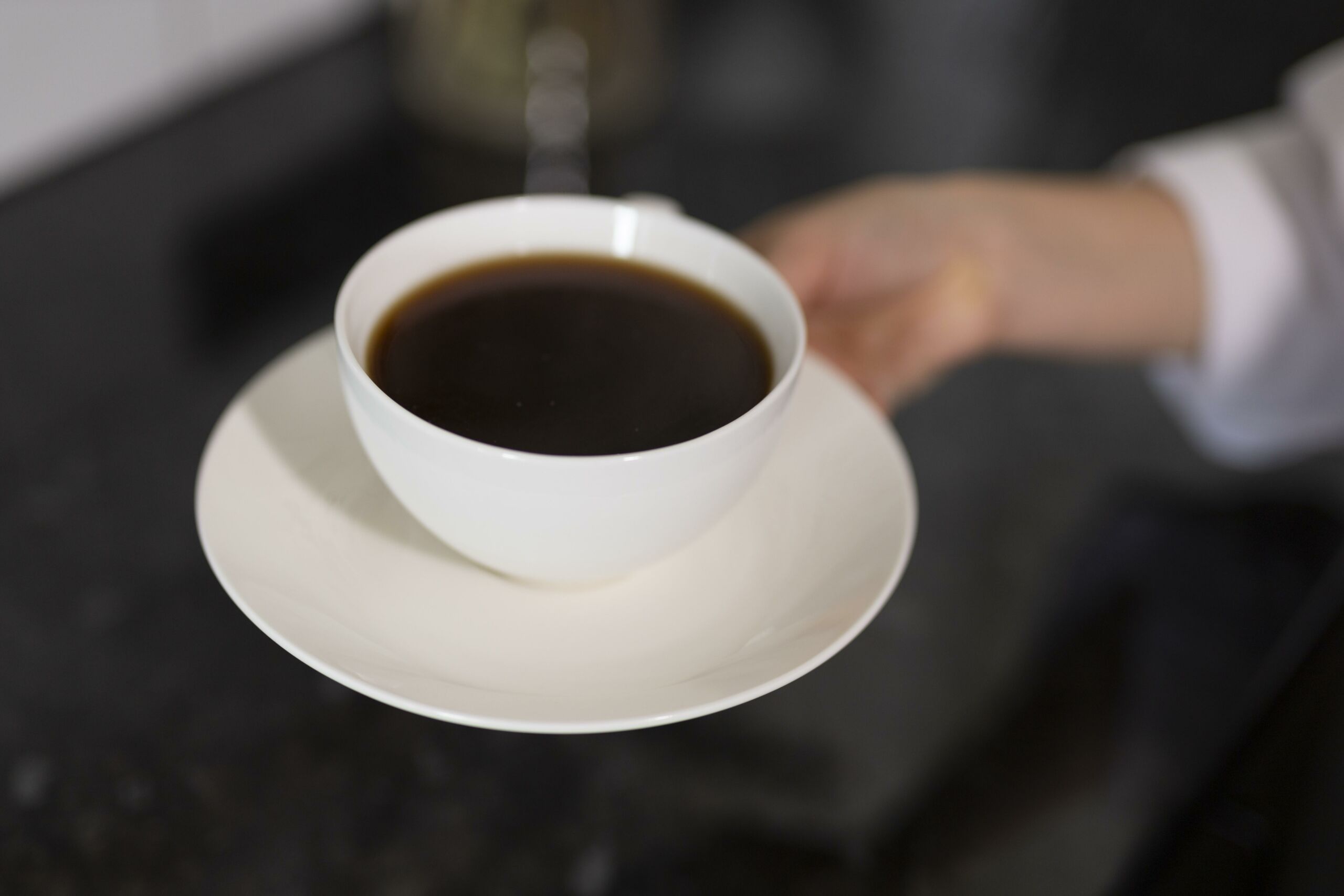 Café: Benefícios, Riscos e Mitos Esclarecidos por Especialista