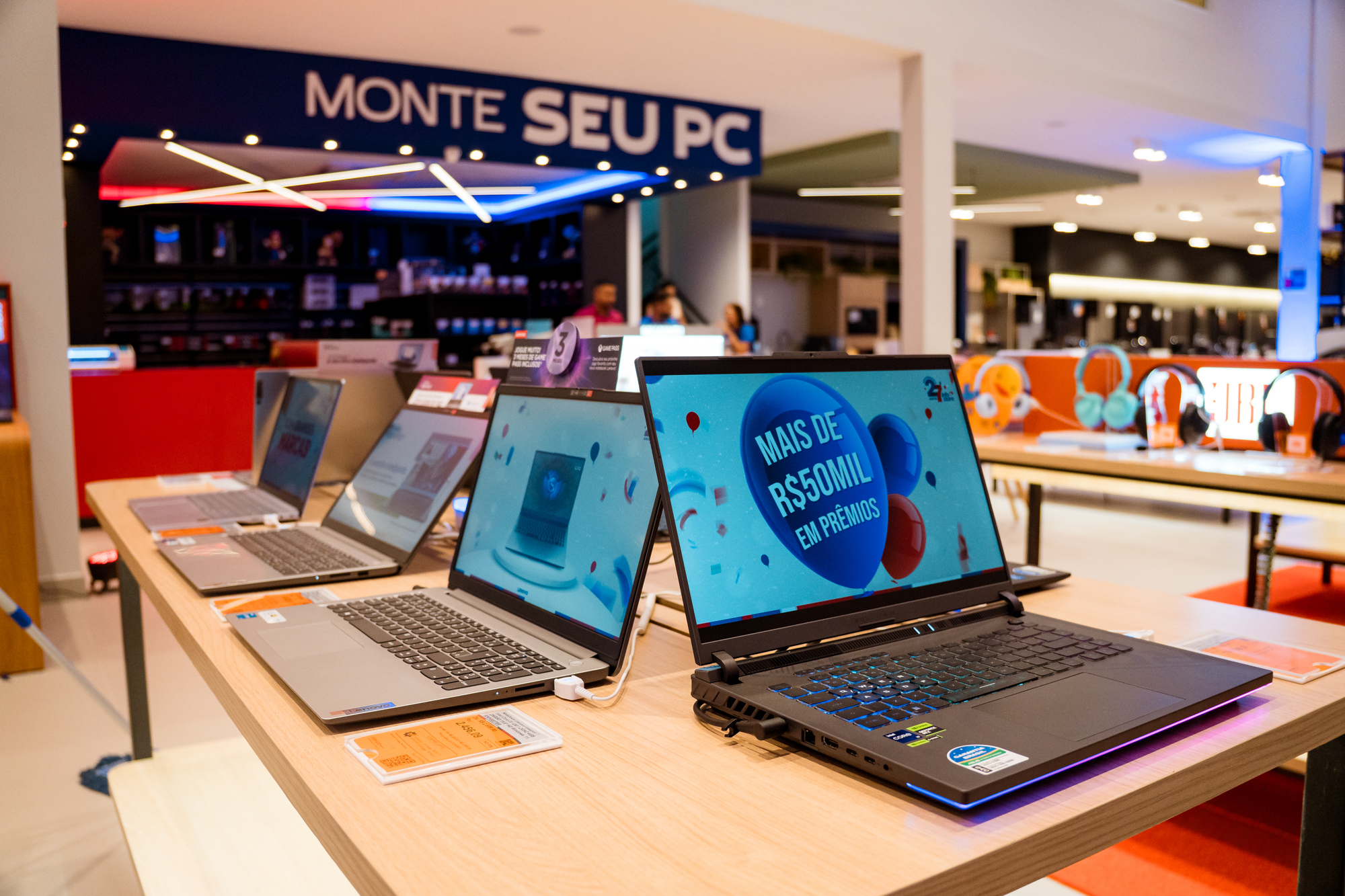 Consumidores de Manaus Buscam Computadores com Inteligência Artificial