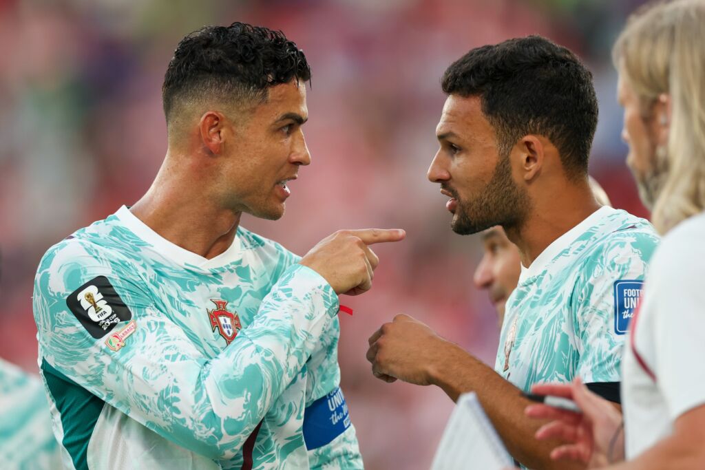 Portugal vence Croácia e avança às oitavas da Copa com CR7 e Ramos