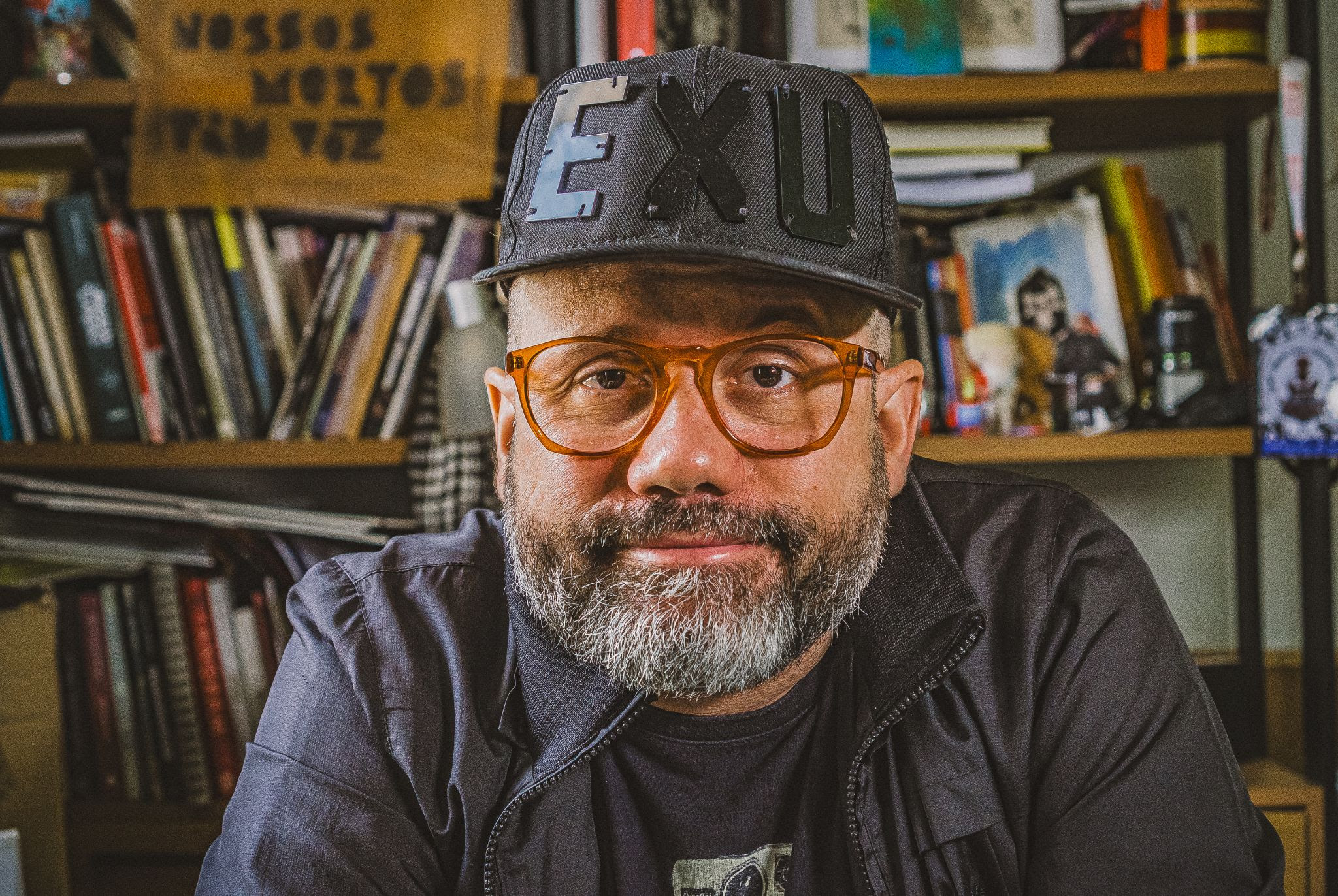 Livro de Maneco Guimarães retrata sobrevivência nas ruas durante a pandemia