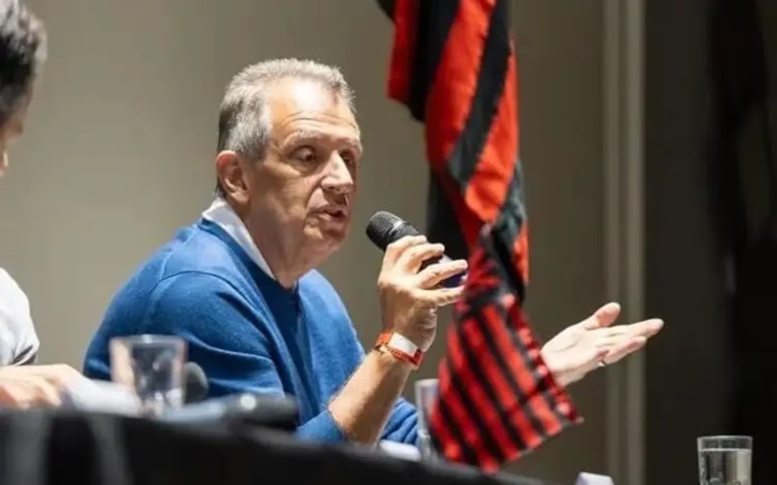 Presidente do Flamengo critica restrições às apostas: 'Como vou pagar o Paquetá?'