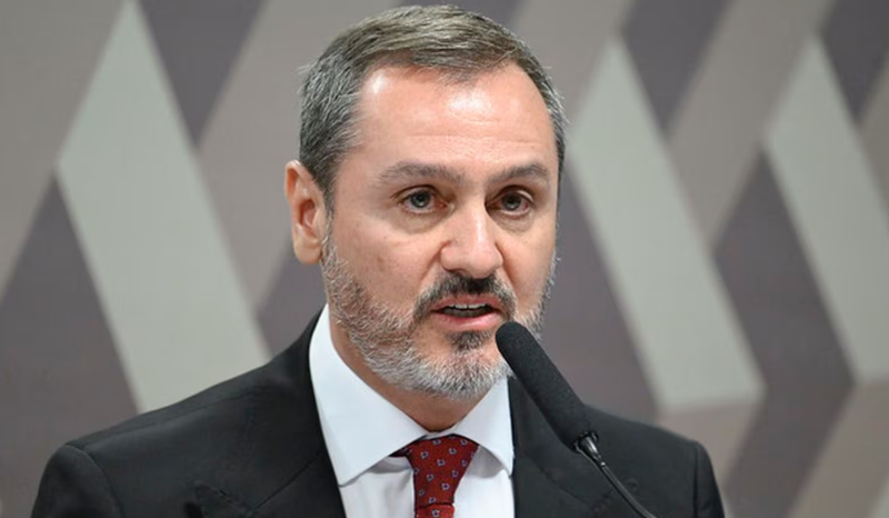 Ministro André Mendonça afasta diretor-geral da PF em desdobramentos do caso Master