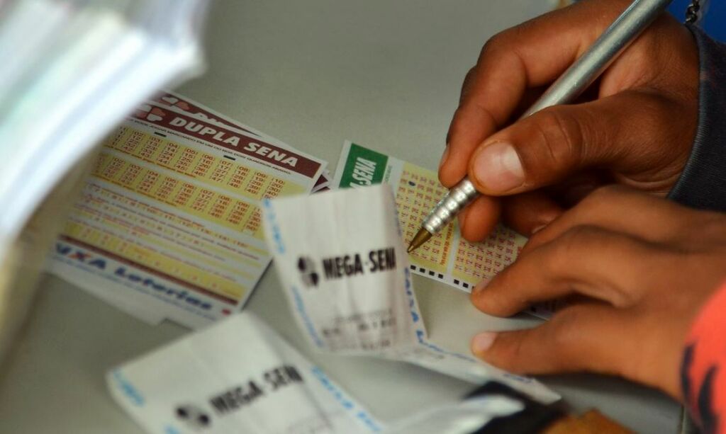 Mega-Sena acumula e prêmio estimado em R$ 82 milhões para sábado