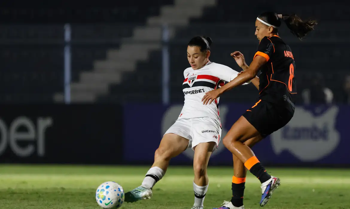 Corinthians e São Paulo se enfrentam na final do Brasileirão Feminino