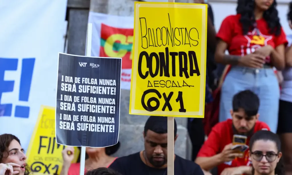 Senado aprova PEC que prevê fim da escala 61 e redução da jornada de trabalho