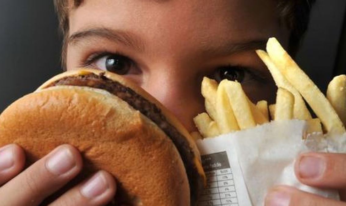 OMS recomenda cuidados especiais para obesidade em crianças e adolescentes