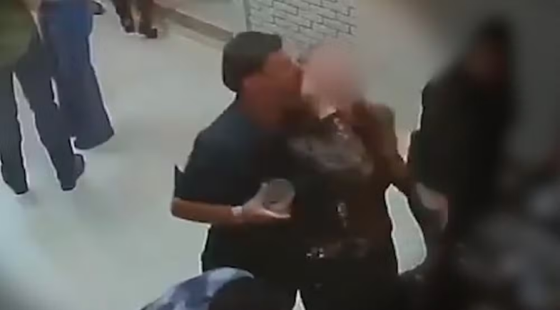 Homem morde e arranca parte da orelha da companheira em Piracaia