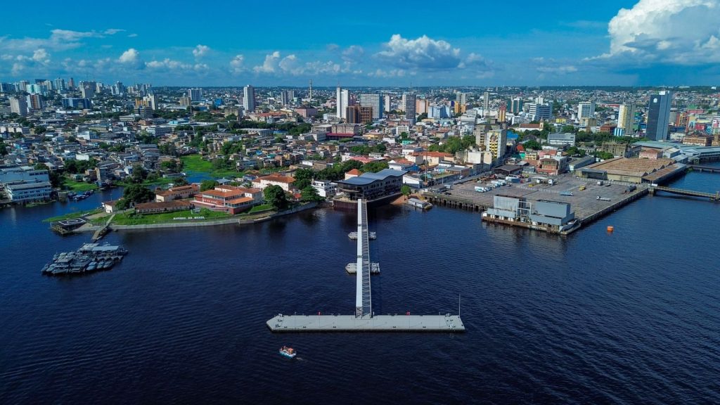 Dependência econômica do Amazonas em relação a Brasília