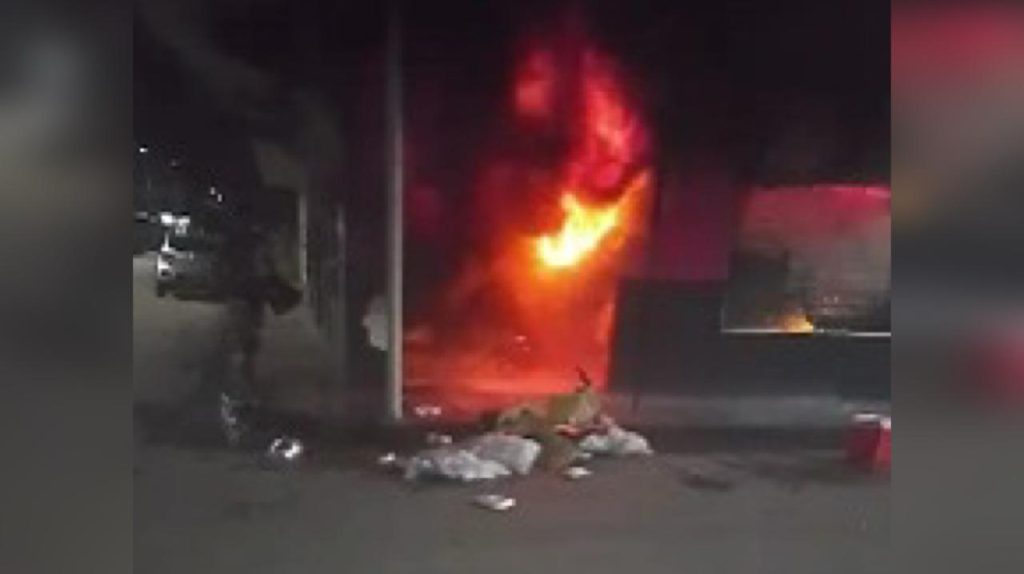 Incêndio atinge comércio em Manicoré durante a madrugada