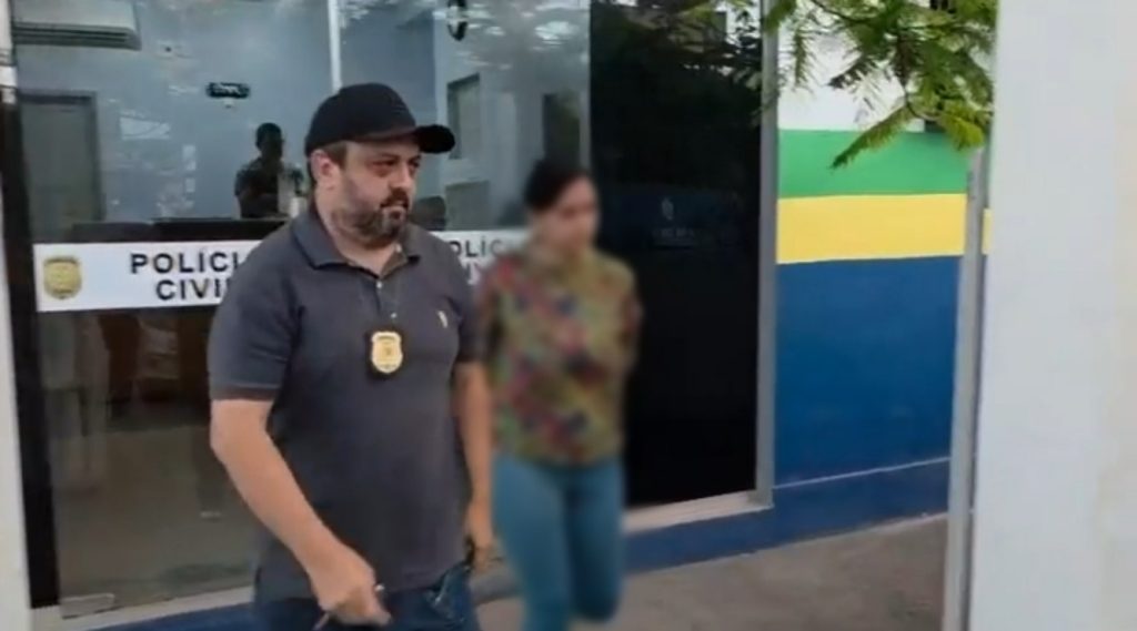 Adolescente relata à polícia que mãe a segurava para ser estuprada pelo padrasto em Presidente Figueiredo