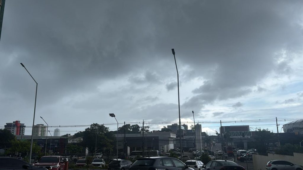 Manaus em alerta: chuvas intensas podem causar alagamentos