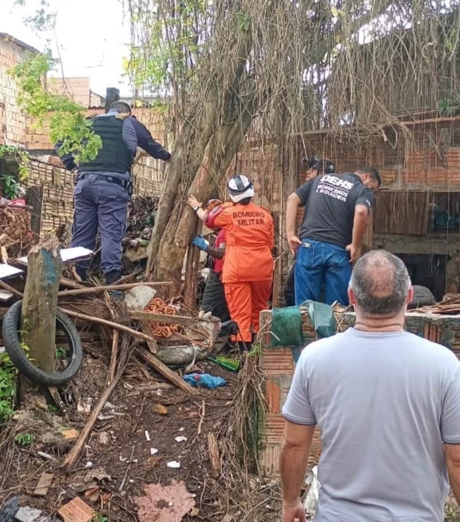 Ossada de ex-policial militar desaparecido é encontrada em Manaus