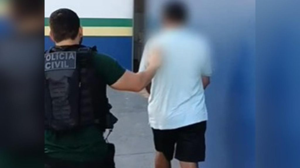 Homem de 64 anos é preso após ameaçar companheira e filha em Manaus