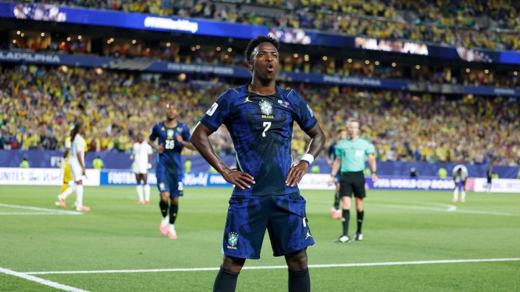 Transmissão do jogo Brasil x Escócia na Zona Leste de Manaus nesta quarta-feira
