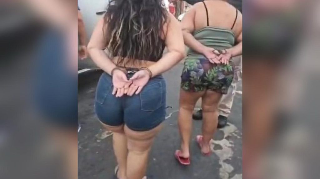 Mãe e filha são presas um ano após esfaquearem mulher trans em Parintins