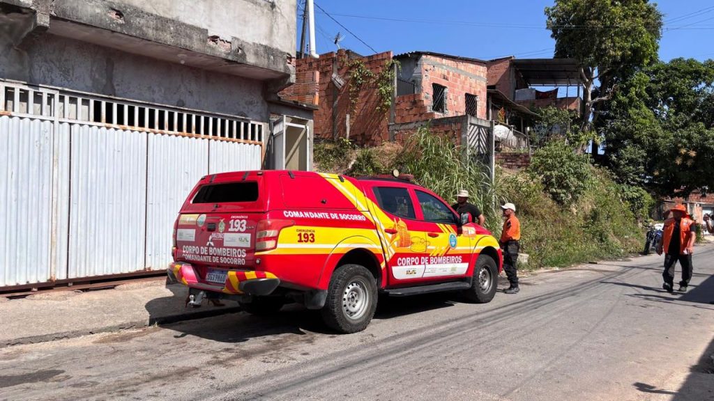 Duas crianças morrem carbonizadas em incêndio em kitnet em Manaus
