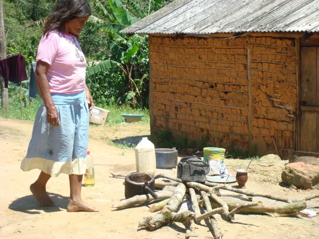Inventário do Iphan aponta ameaças de madeireiros e igrejas pentecostais a línguas indígenas