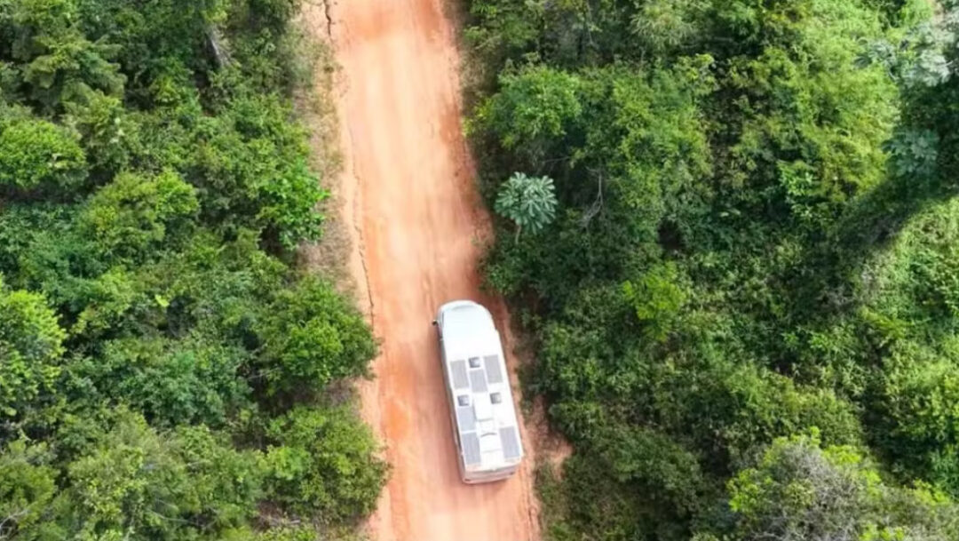 Casal percorre Brasil de motorhome e chega ao Amapá após longa jornada