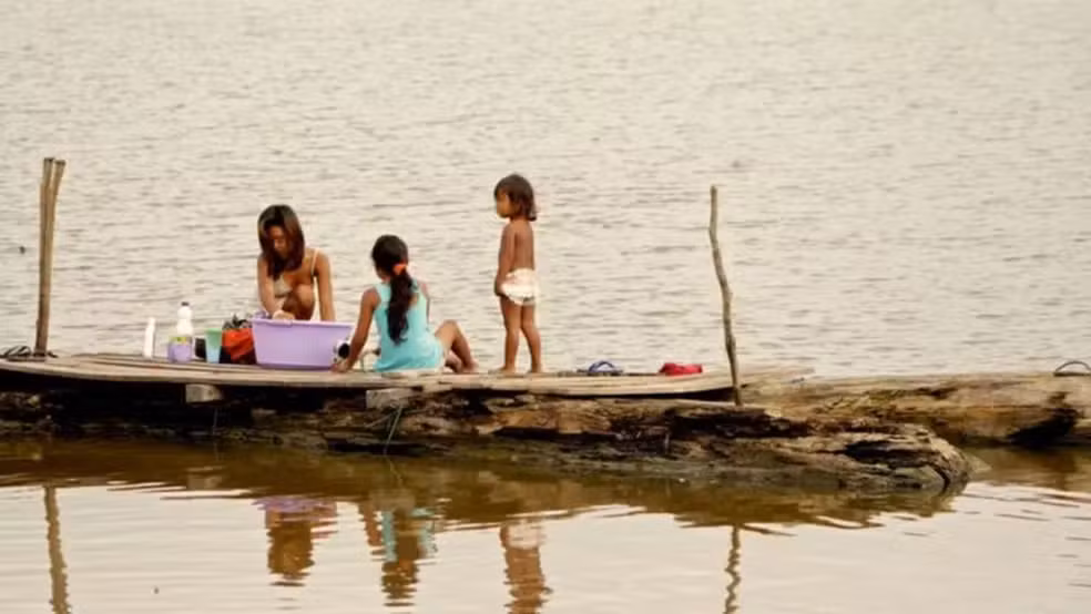 Câmara analisa projeto de proteção às mulheres ribeirinhas no Brasil